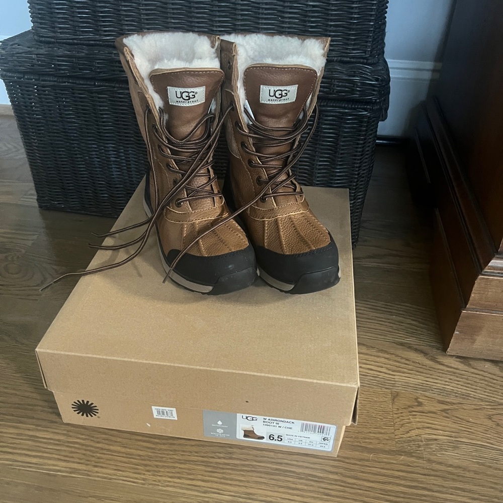 UGG Adirondack Boot